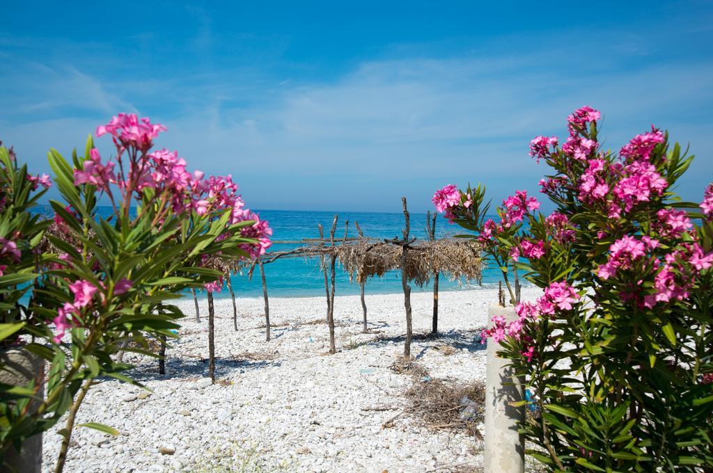Vila Florika Hotel Borsh Εξωτερικό φωτογραφία